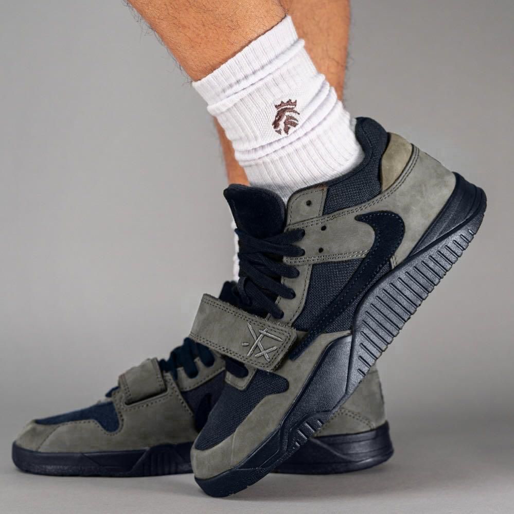 Travis Scott × Jordan Jumpman Jack 