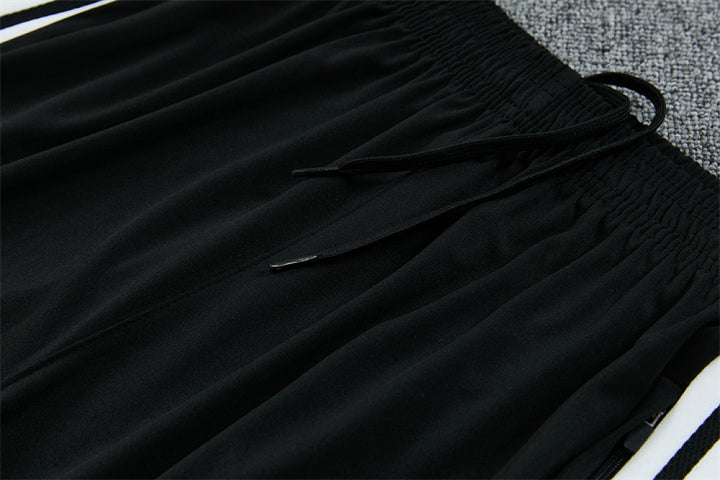 Juventus White &amp; Black Training Tracksuit 2026