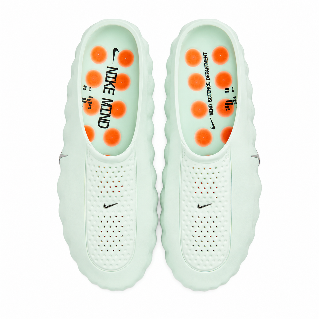 Nike Mind 001 - Barely Green