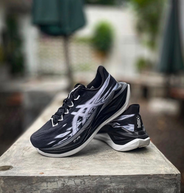 ASICS Superblast 3 Black White
