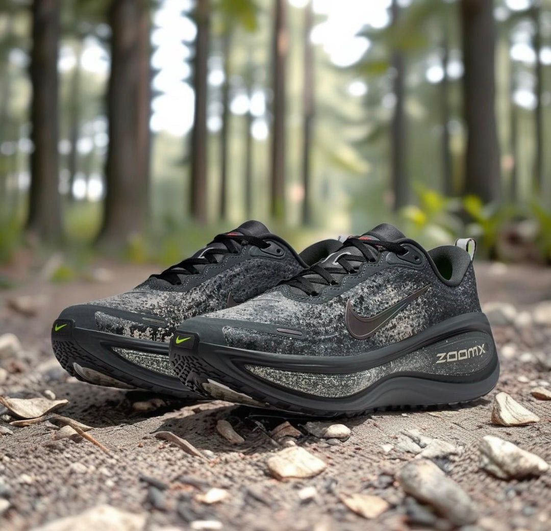Nike Vomero Plus Anthracite Oatmeal Black