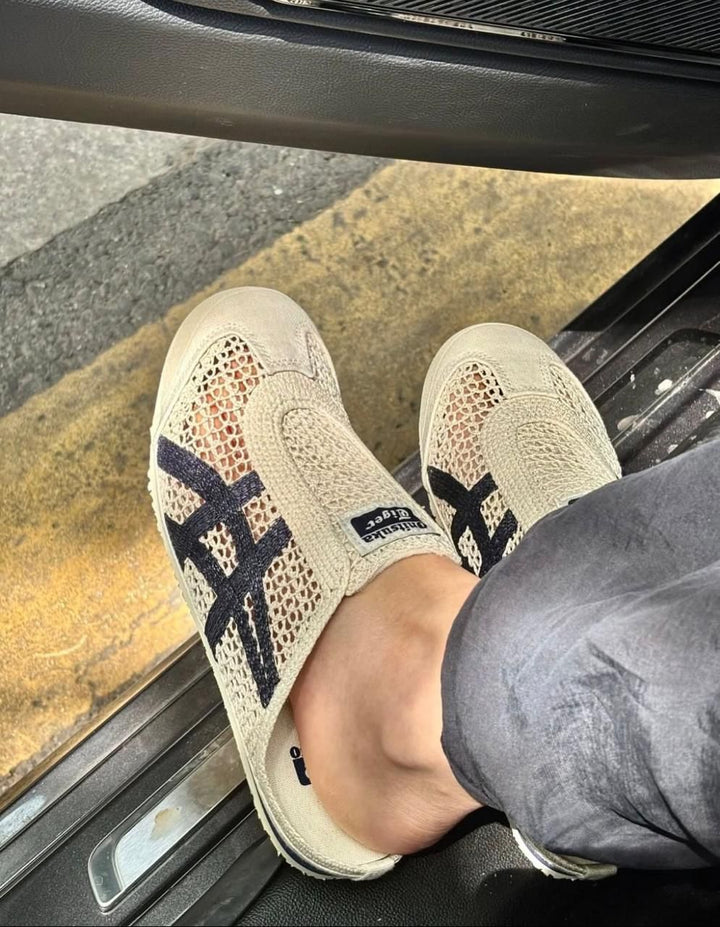 Onitsuka Tiger Mexico 66 Sabot Birch Peacoat