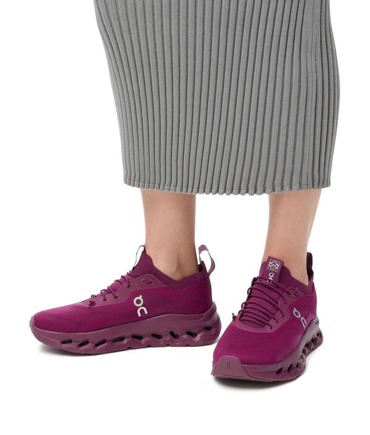 عند تشغيل Cloud 5 All Black