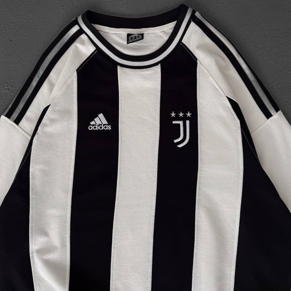 Men’s Black &amp; White Striped Football Jersey T-Shirt
