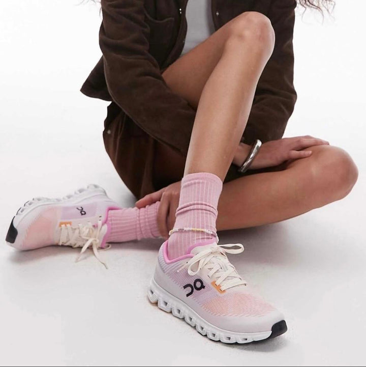 عند تشغيل Cloud 5 All Black