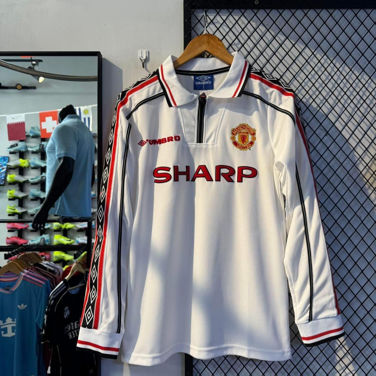 Manchester United white Umbro 1998-1999 long-sleeve away – amzunit
