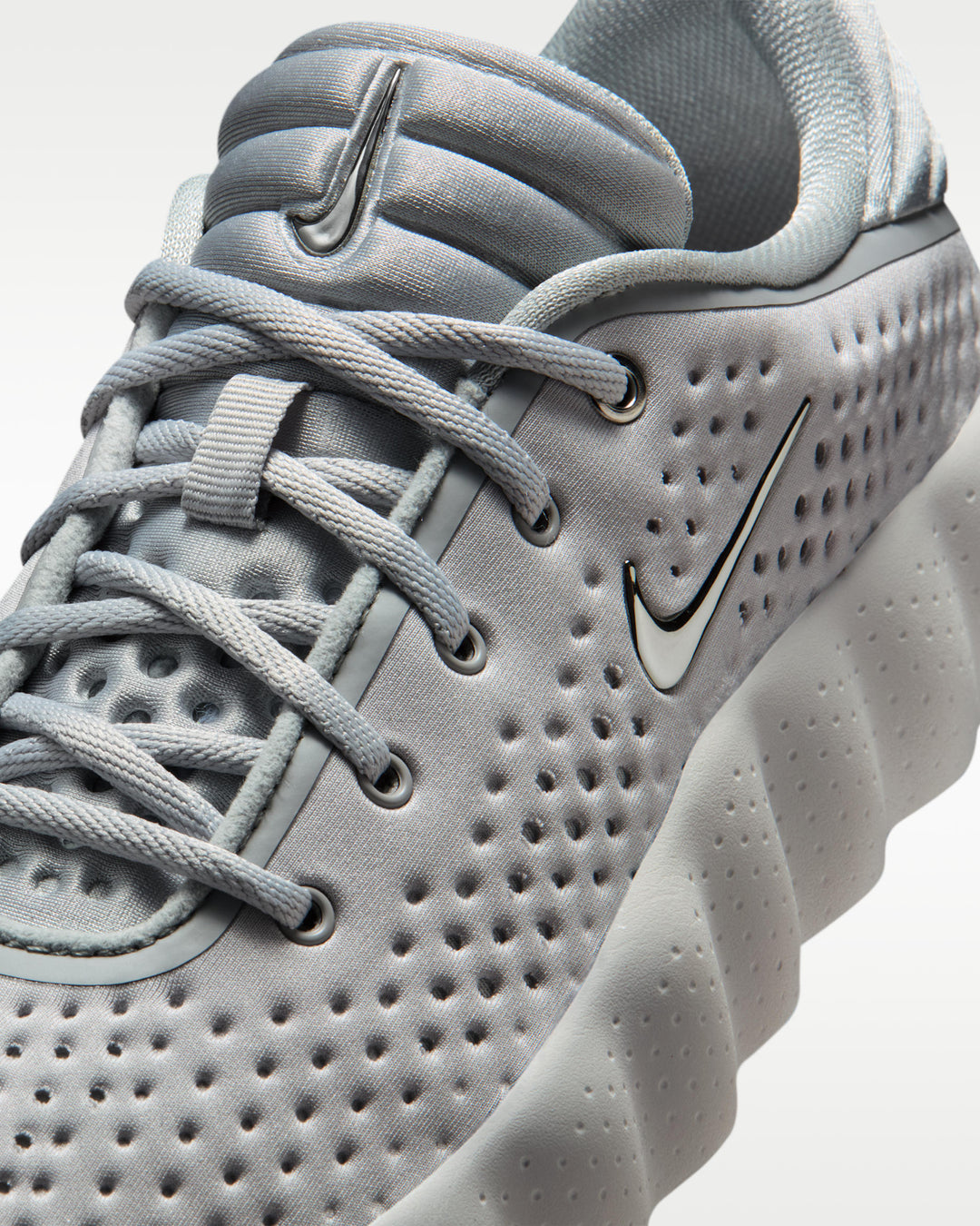 Nike Mind 002 “Light Smoke Grey”