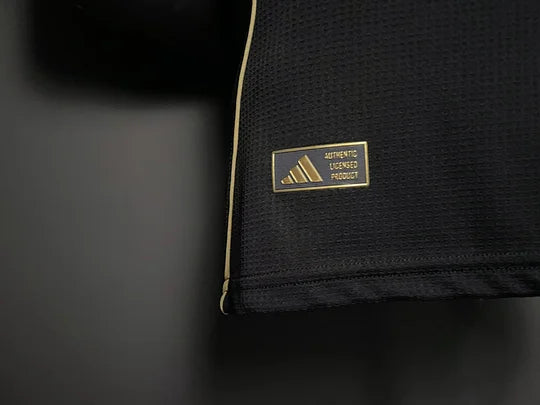 قميص باريس سان جيرمان الأساسي لموسم 2023/24