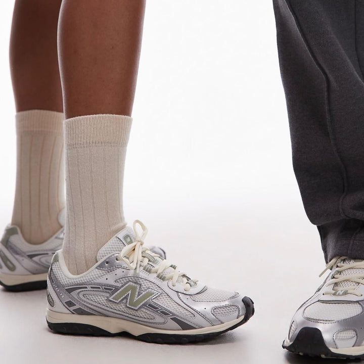 New Balance 204L Silver Metallic Sage Green