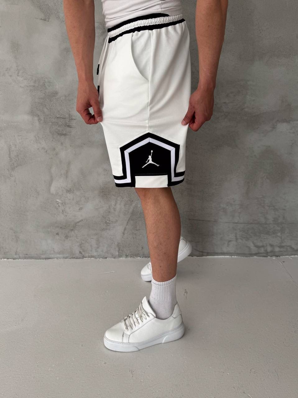 White Basketball Shorts – Black Geometric Trim