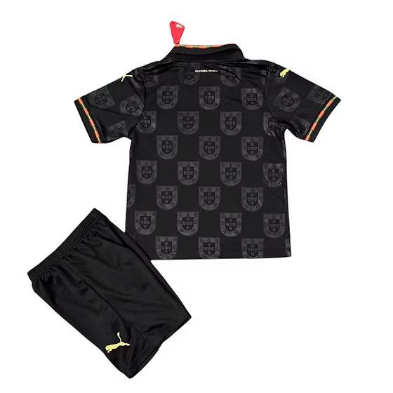 قميص يوفنتوس الأساسي 2023/24