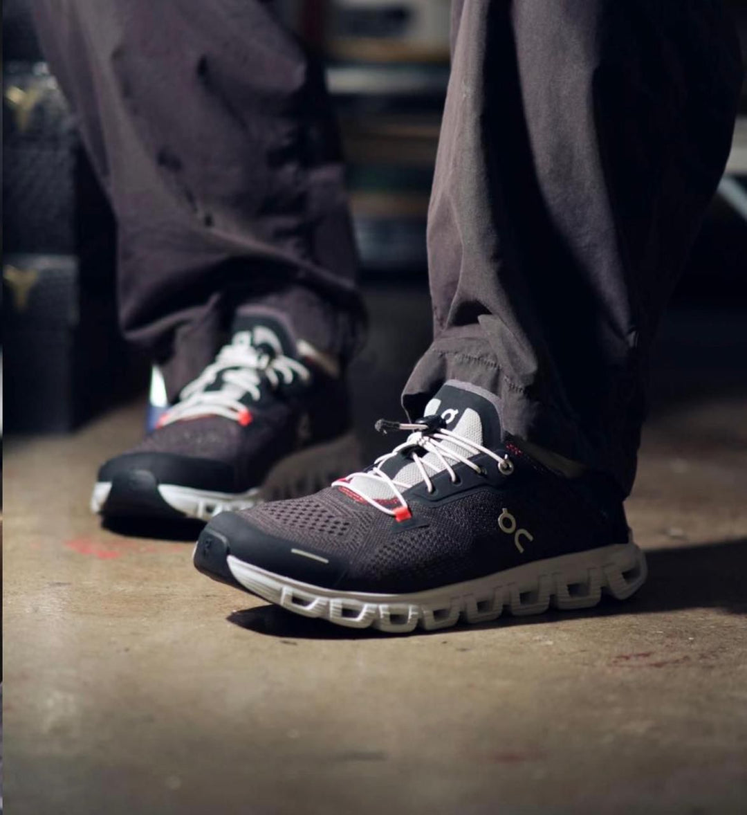 عند تشغيل Cloud 5 All Black