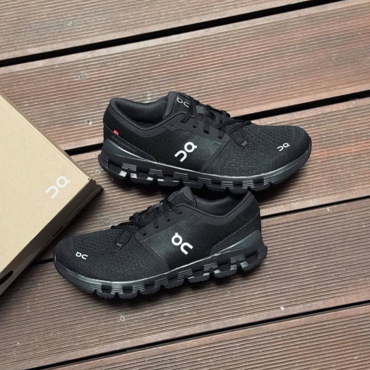 On Running Cloud X 4 Black Eclipse