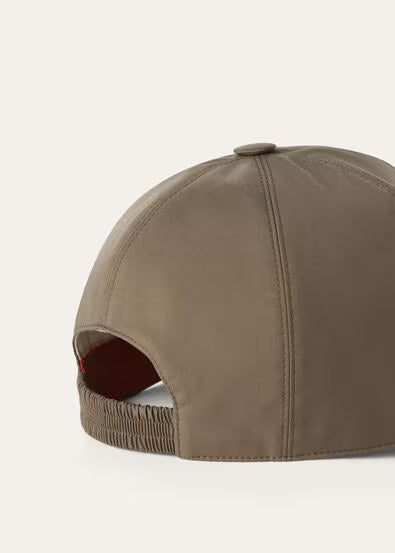 Luxury Embroidered Caps – 7 Colors