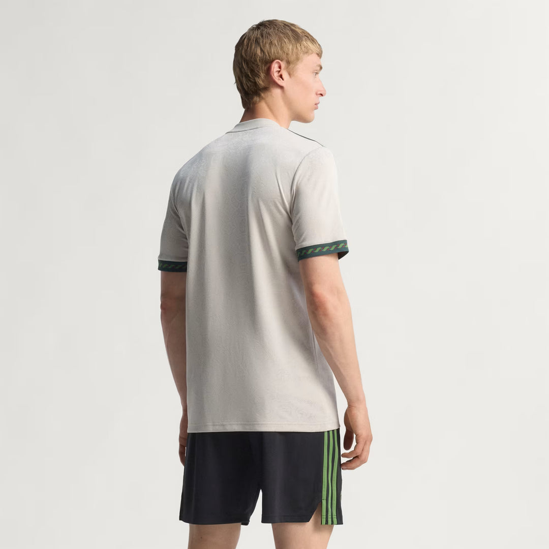 Bayern Munich Wiesn Jersey 2025/26