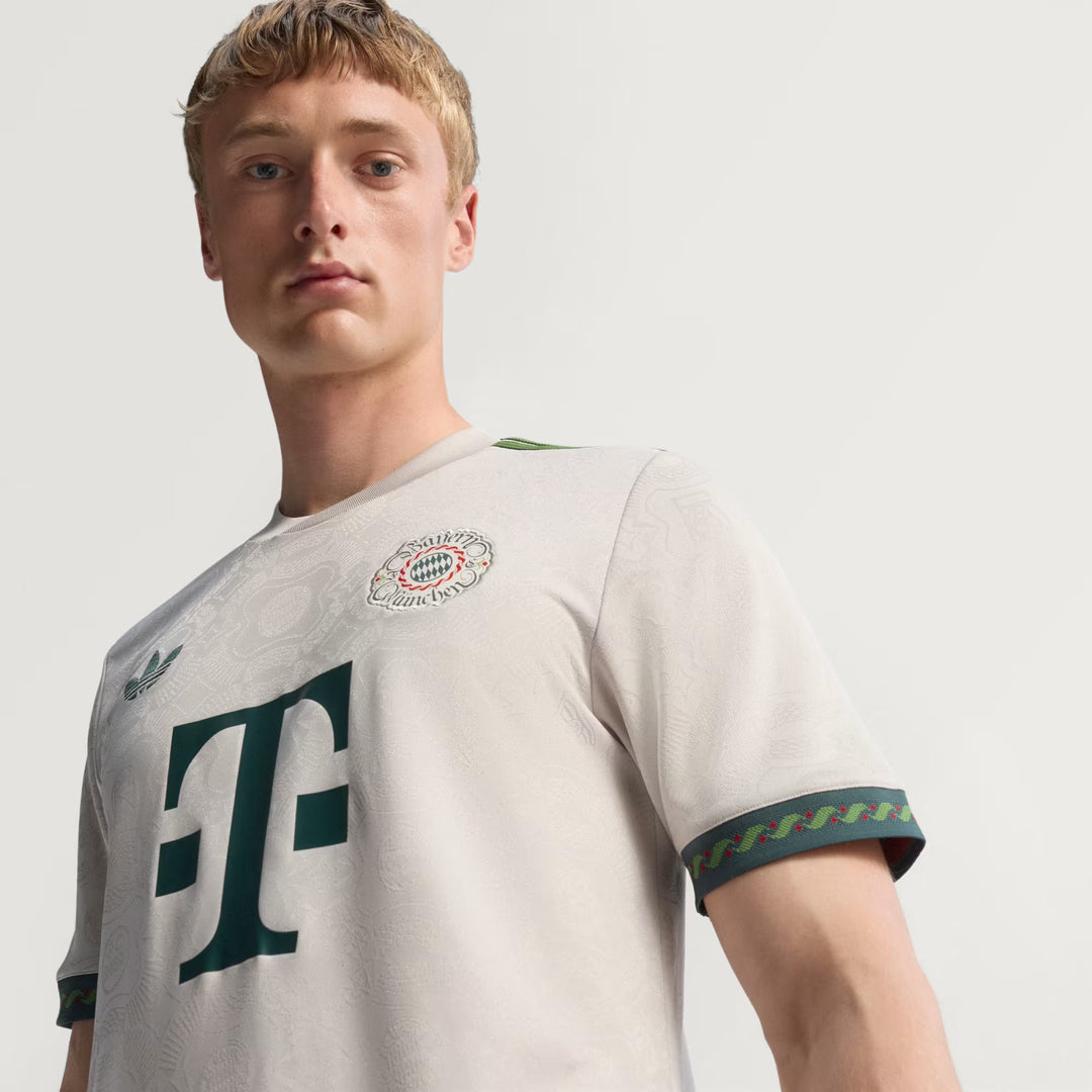 Bayern Munich Wiesn Jersey 2025/26