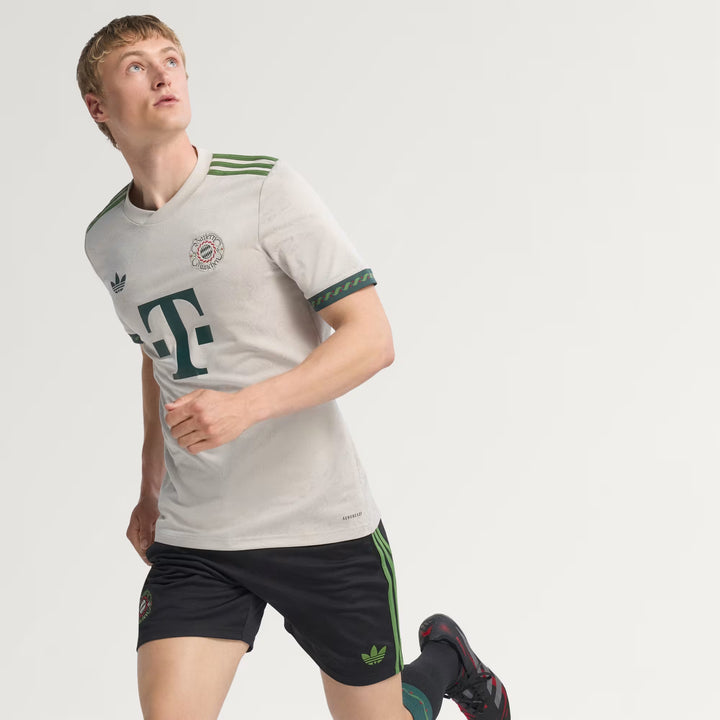 Bayern Munich Wiesn Jersey 2025/26