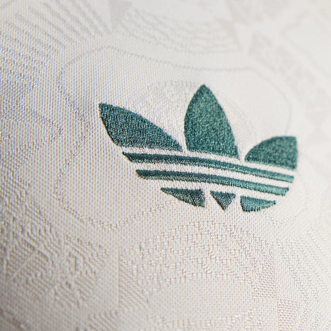 Bayern Munich Wiesn Jersey 2025/26