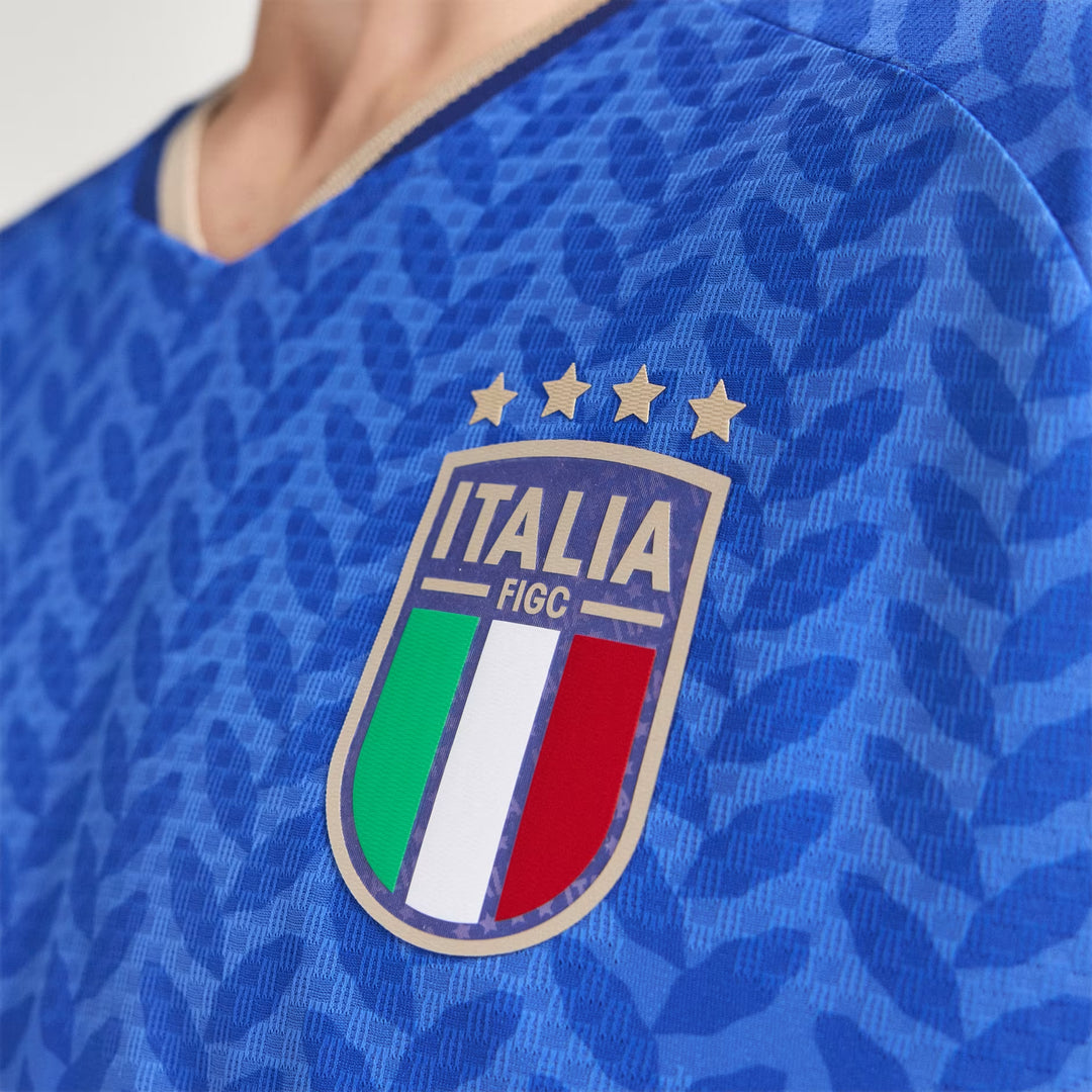 Italy Home Player Version Jersey 2025/26
