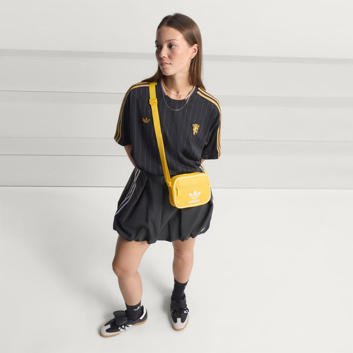 Manchester United Terrace Icons Jersey