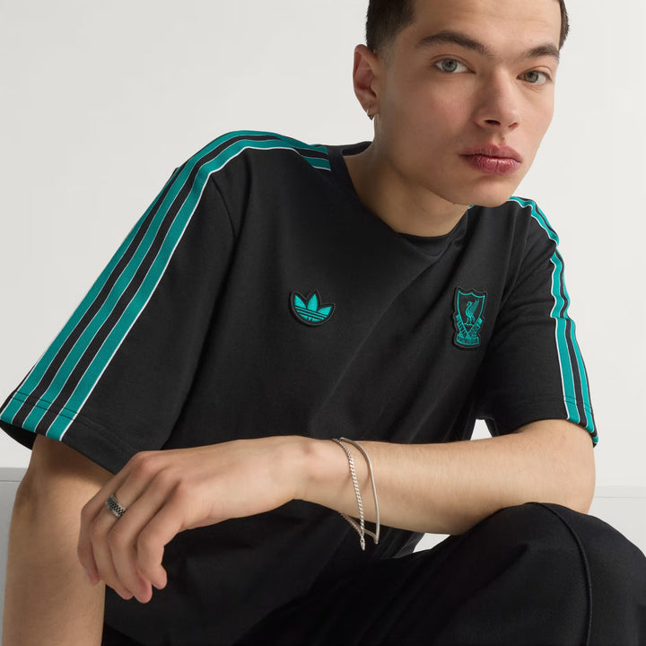 قميص باريس سان جيرمان الأساسي لموسم 2023/24