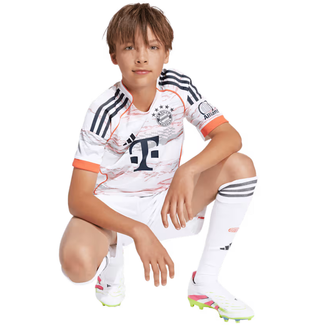 Bayern Munich Away kit kids 2025/26