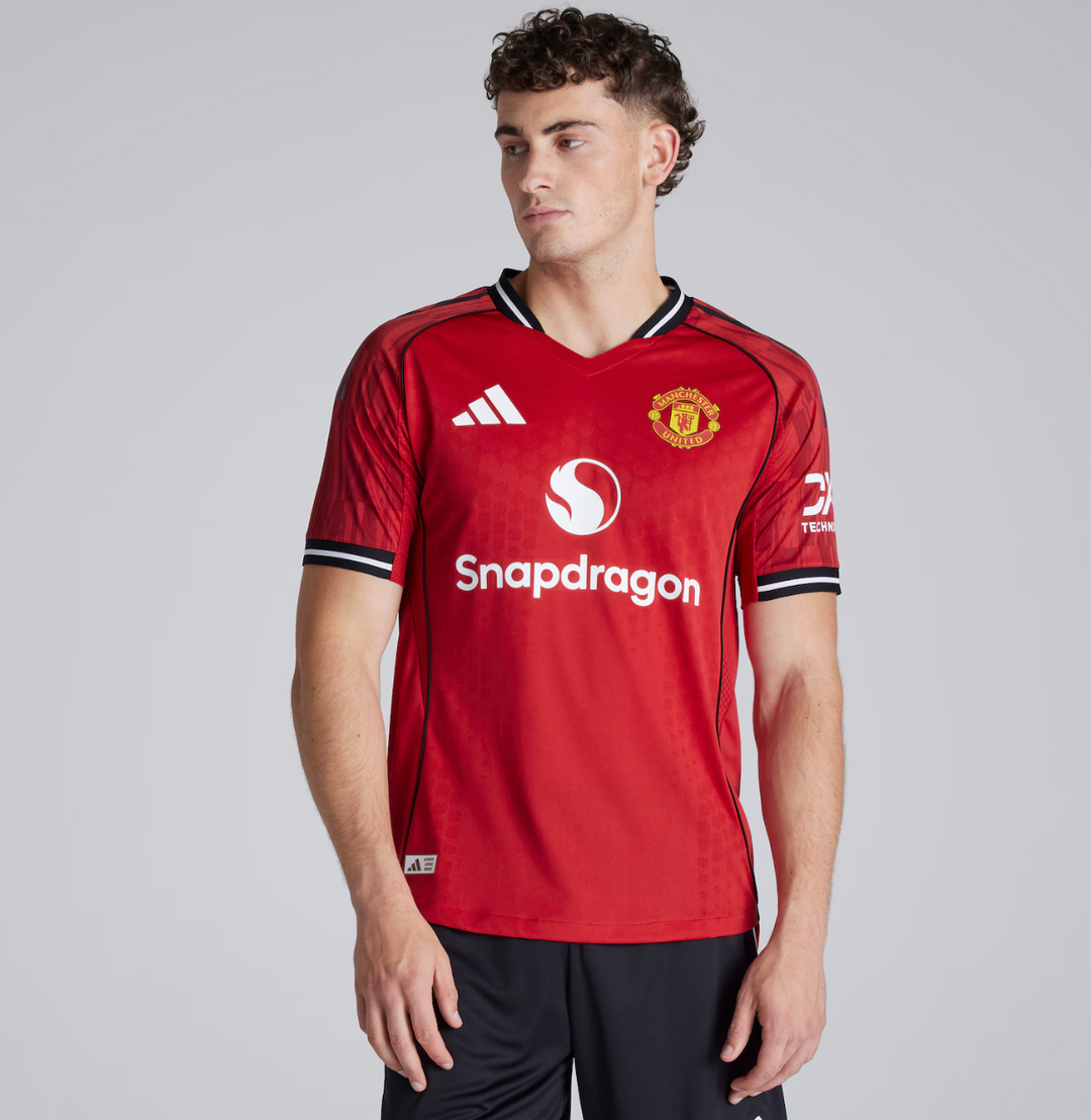 Man United Home Player Version Jersey 2025/26