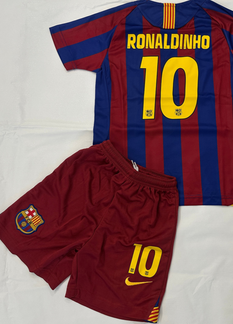 طقم برشلونة الثالث للأطفال 2023/24