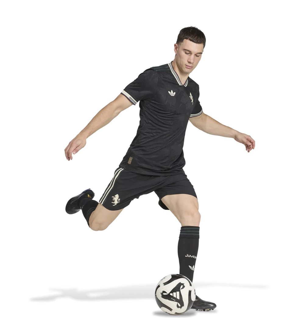 Juventus Third Player Version jersey 2025/26