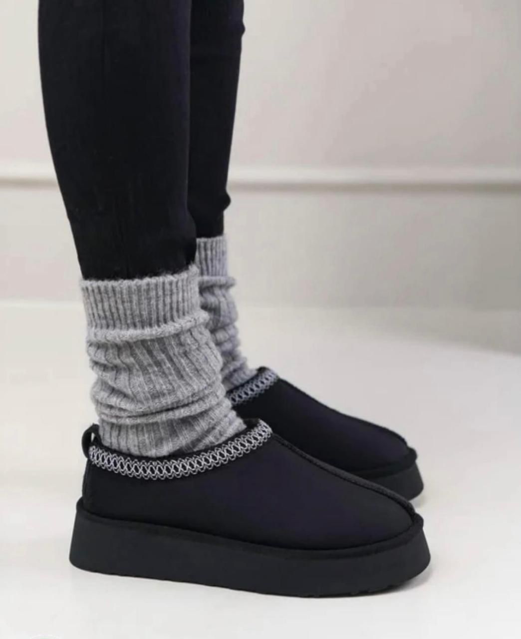 UG Tazz Slipper Black