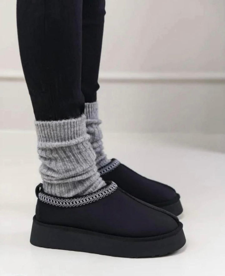 UG Tazz Slipper Black