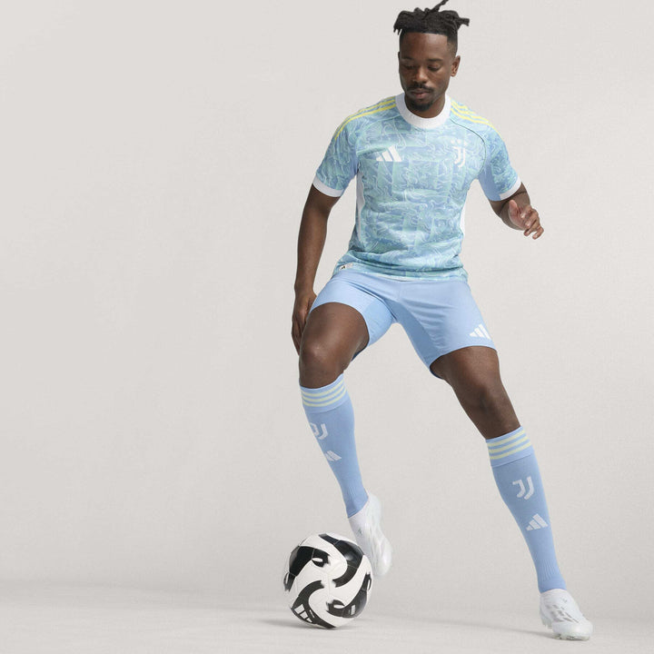 Juventus Away Player Version jersey 2025/26