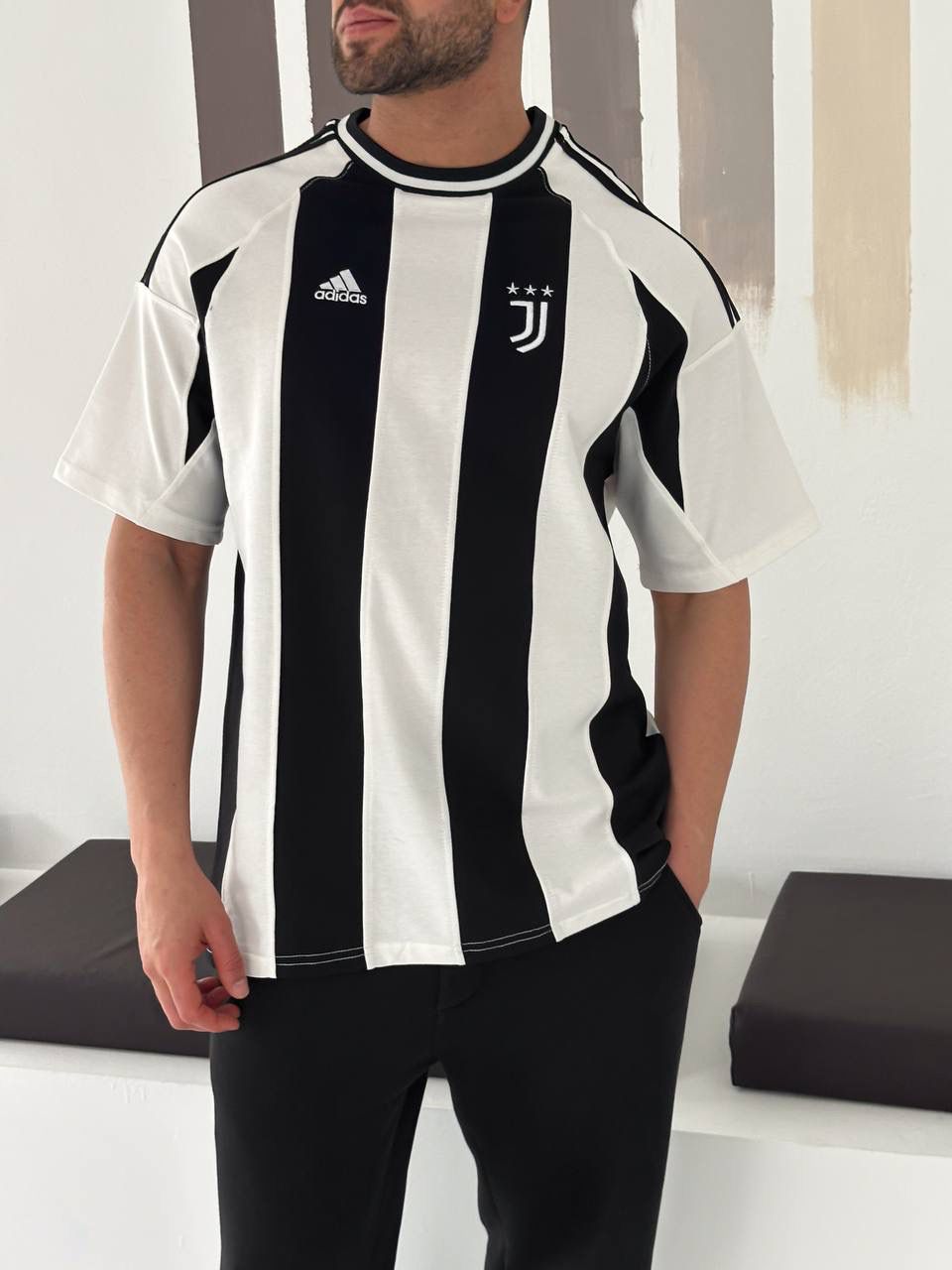 Men’s Black &amp; White Striped Football Jersey T-Shirt