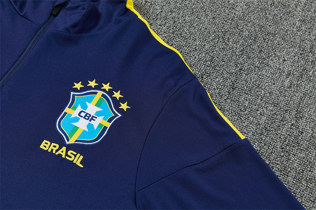 Brazil Navy Training Tracksuit 2027 - crest closeup