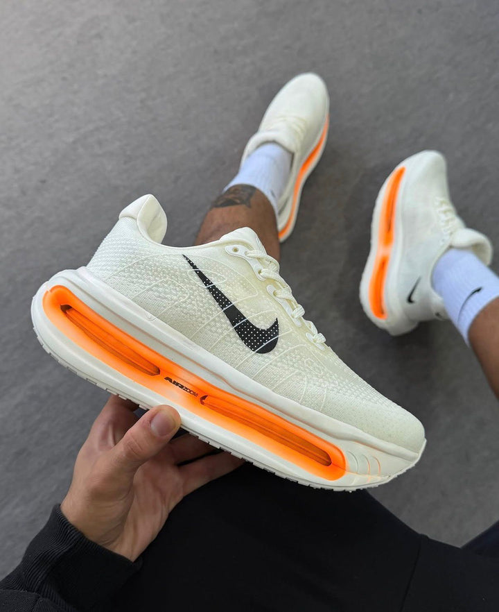 Nike Vomero Premium Sail Coconut Milk