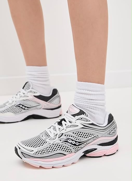 Saucony ProGrid Omni 9 Silver Pink