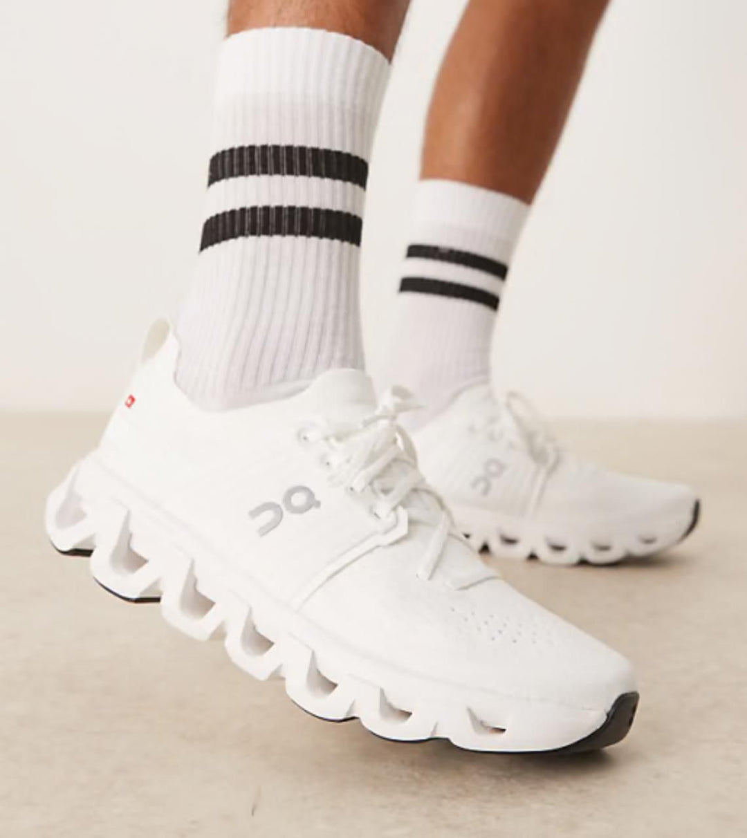 عند تشغيل Cloud 5 All Black