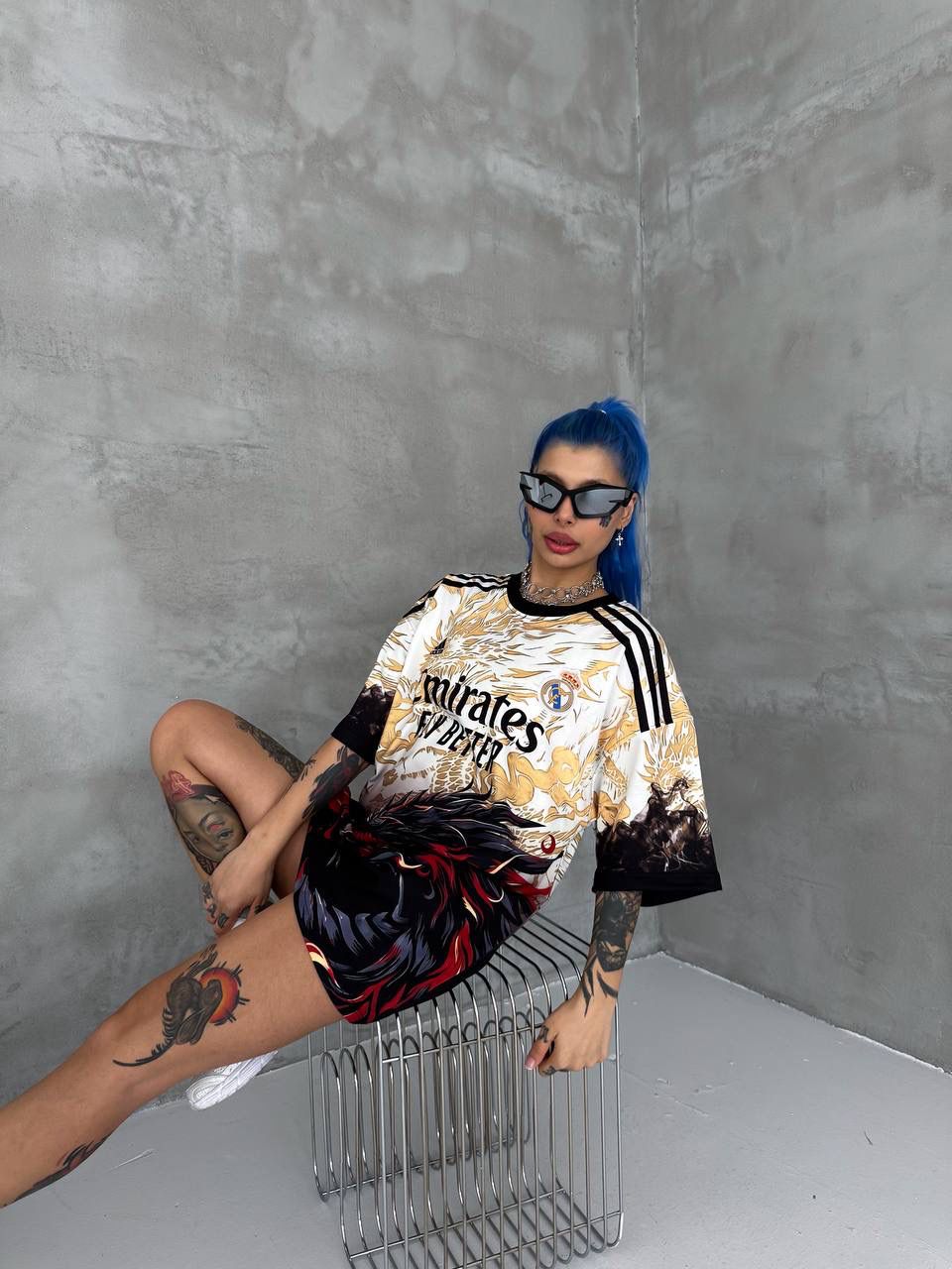 RM-Inspired Dragon Graphic Oversized Jersey Tee – White/Gold