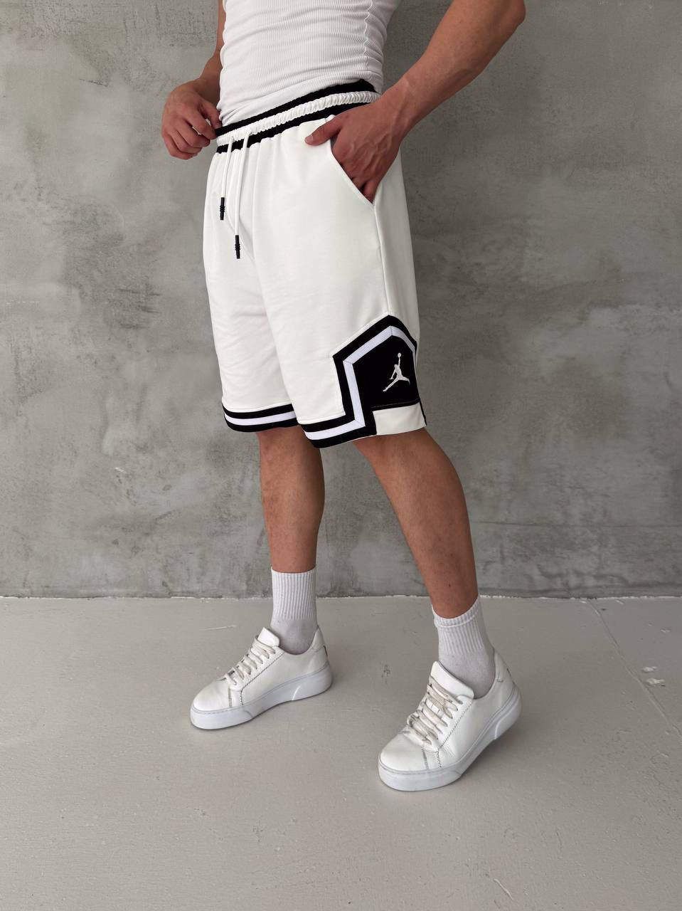 White Basketball Shorts – Black Geometric Trim