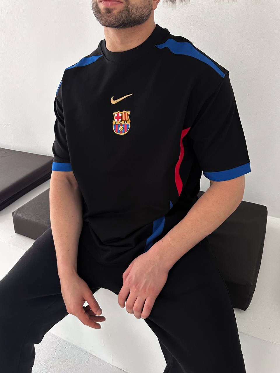 Men’s Black Colorblock Football Jersey T-Shirt