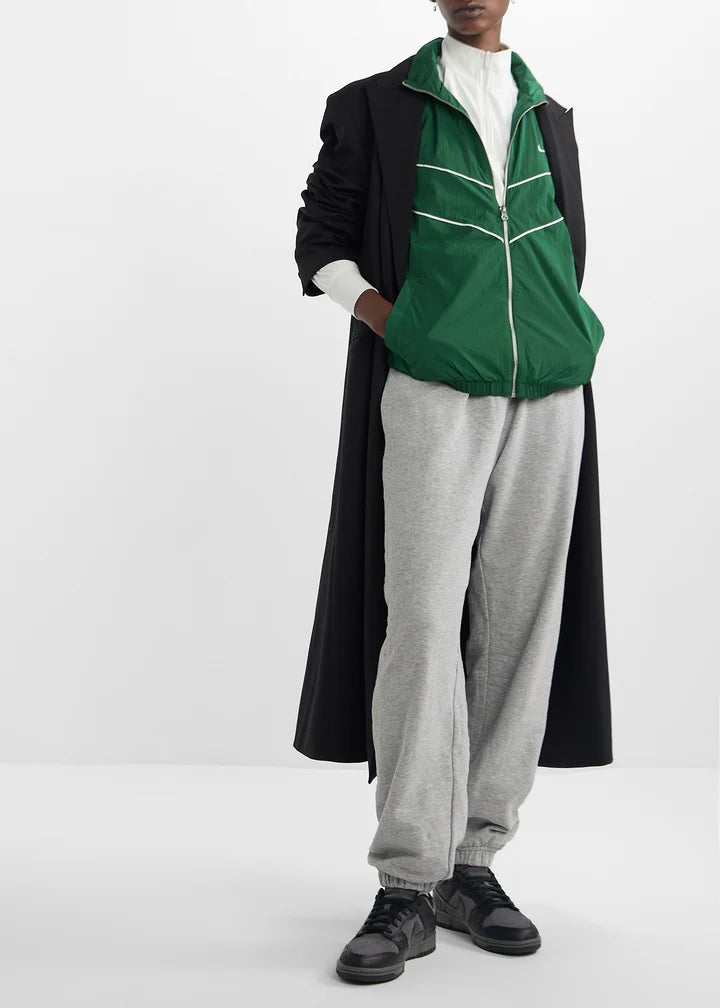 Nike Dunk Low “Black Roses”