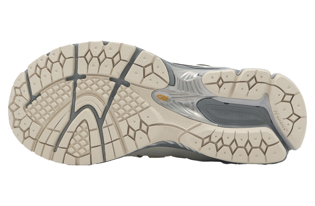 New Balance 1906R Beige / Black
