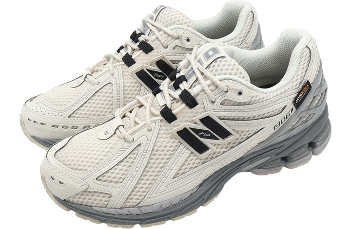 New Balance 1906R Beige / Black