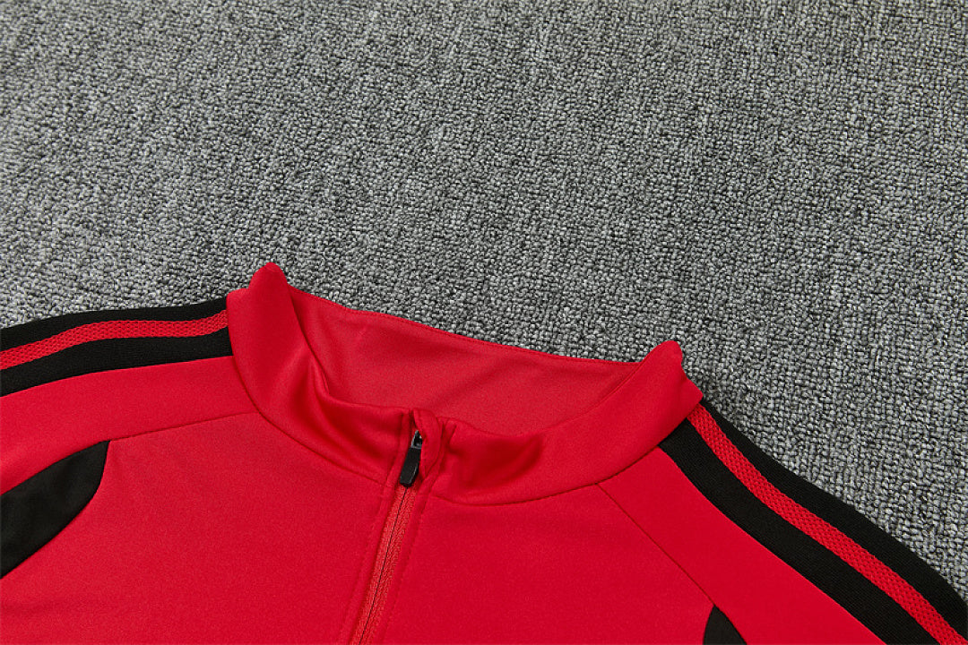 Manchester United Red Training Tracksuit 2027 - collar and zip detail
