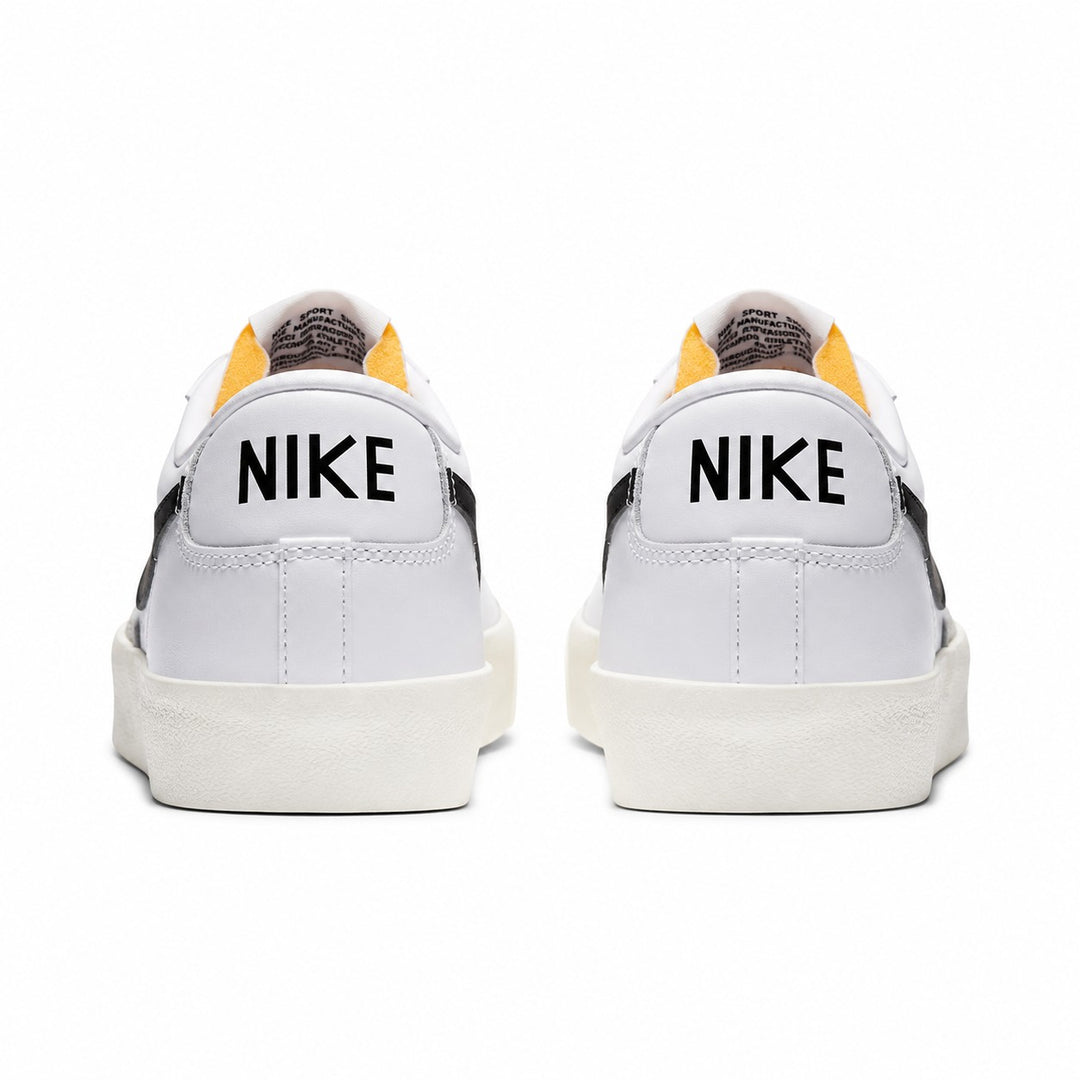 Nike Blazer Low &