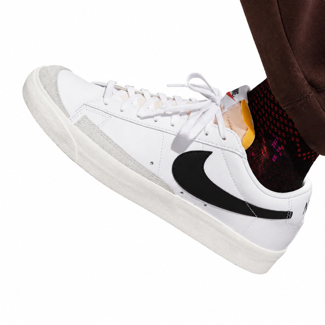 Nike Blazer Low &