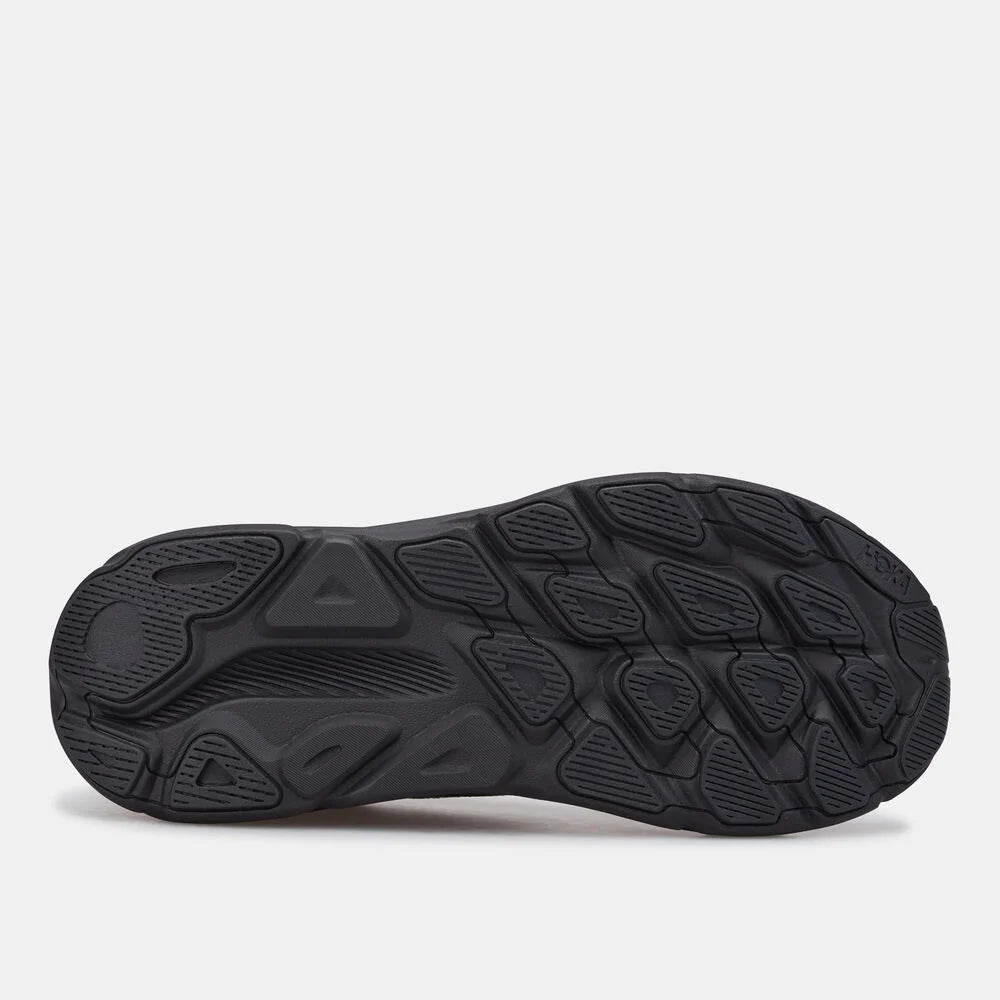 Hoka Clifton 9 in Full Black