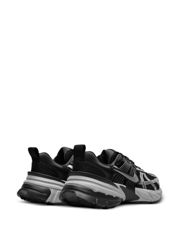 Nike V2K Run "Black Metallic Silver"