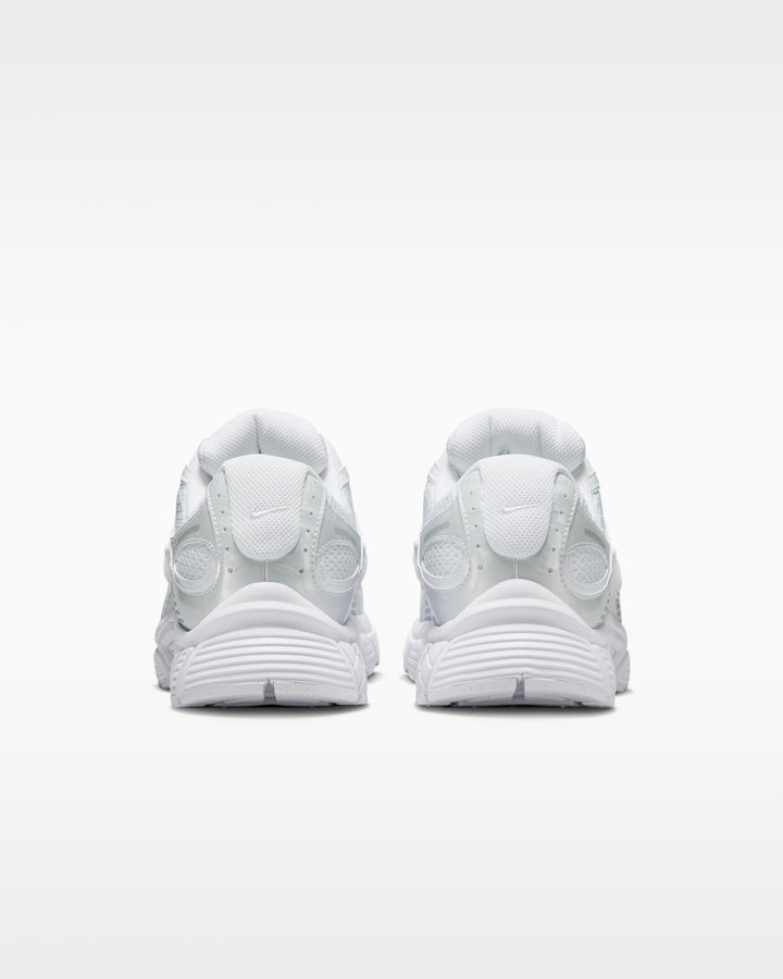 Nike V5 RNR in white