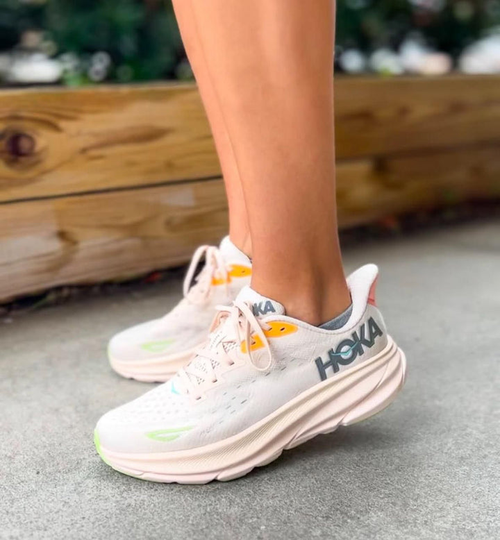 Hoka One One Clifton 9 Vanilla Astral